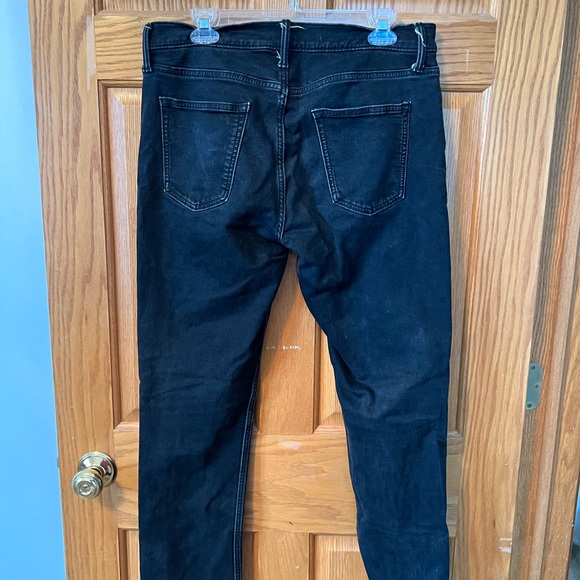 Men’s 3 Pair Old Navy Jeans - Picture 9 of 10